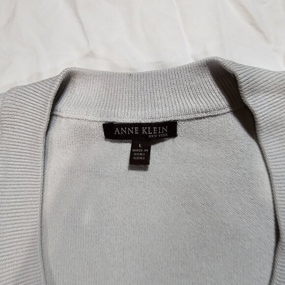 Anne Klein Silver/Gray Metallic Sleeveless Knit Scoop Neck Top Large - Picture 3 of 6